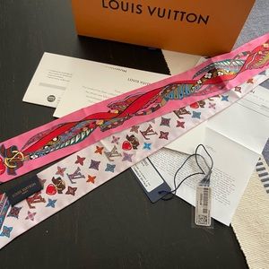 Authentic Louis Vuitton Romance Bandeau skinney scarf-pink